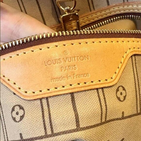 Louis Vuitton Monogram Neverfull MM - Picture 5 of 8